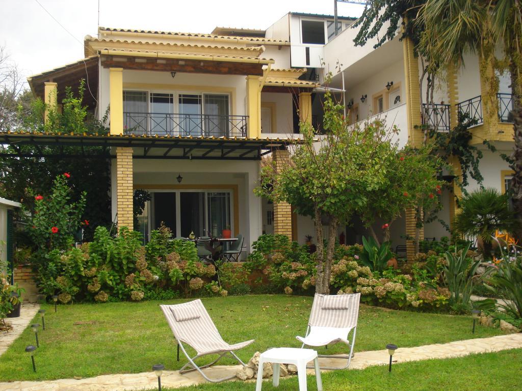 Iron House Apartment Agios Georgios  Bagian luar foto