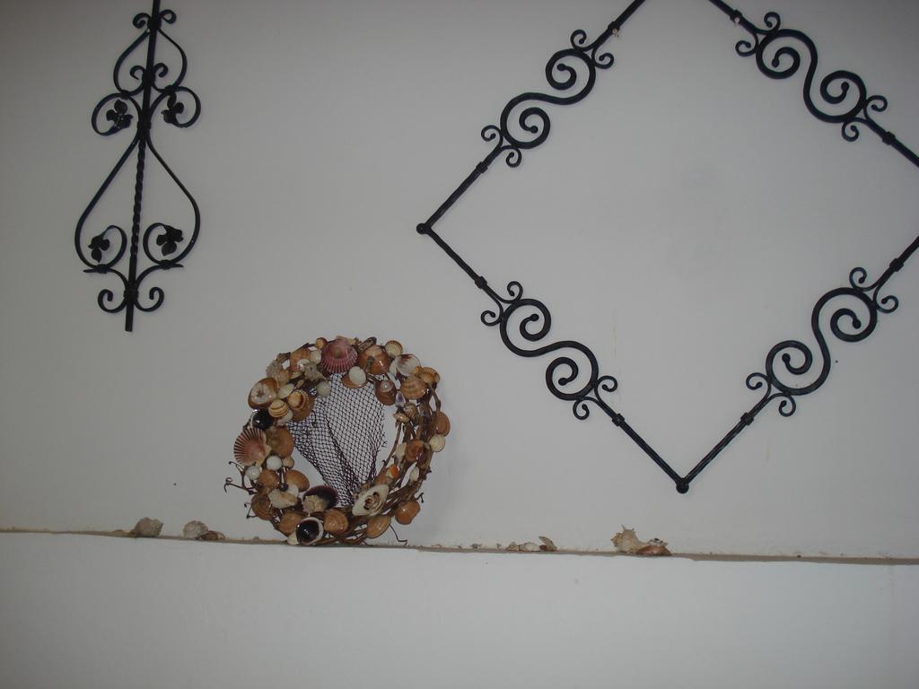 Iron House Apartment Agios Georgios  Bagian luar foto