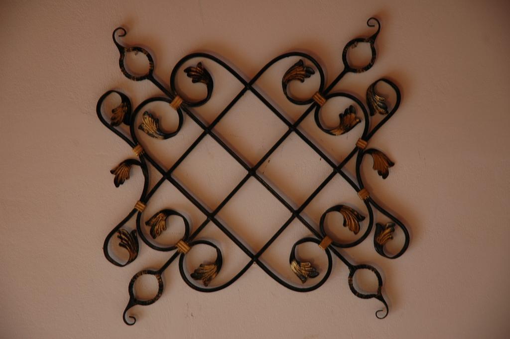 Iron House Apartment Agios Georgios  Bagian luar foto