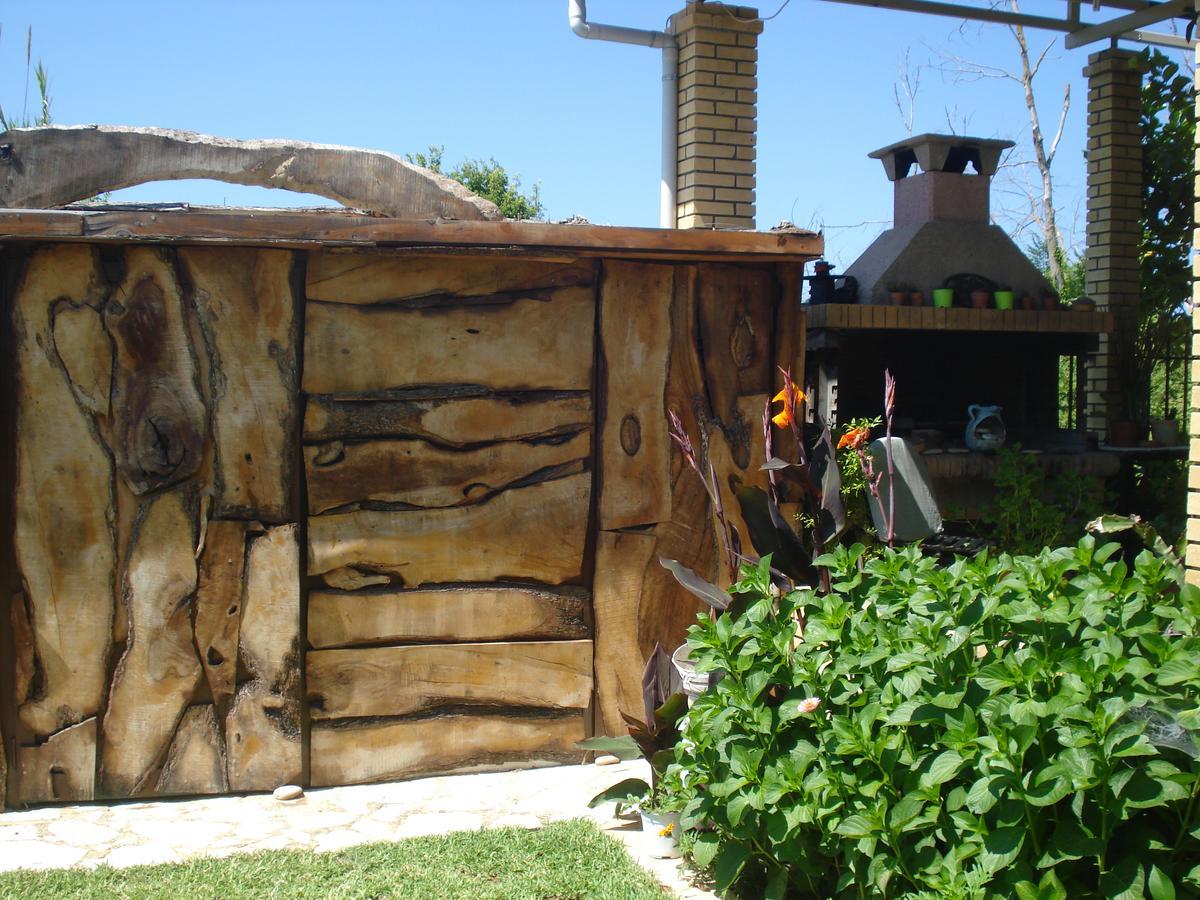 Iron House Apartment Agios Georgios  Bagian luar foto